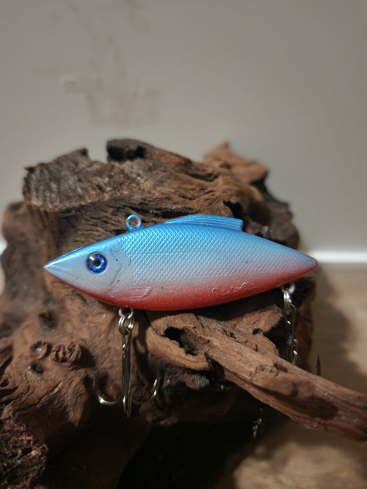 Lipless patriotic rattler